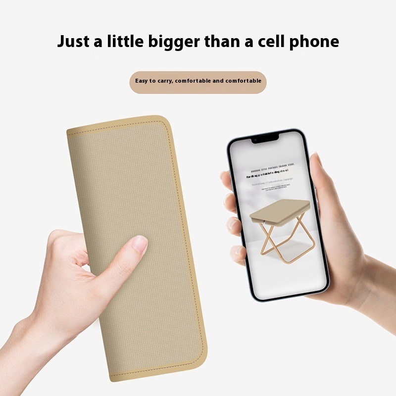 Beige wallet held by a hand next to a smartphone displaying an app interface, with text indicating size comparison.